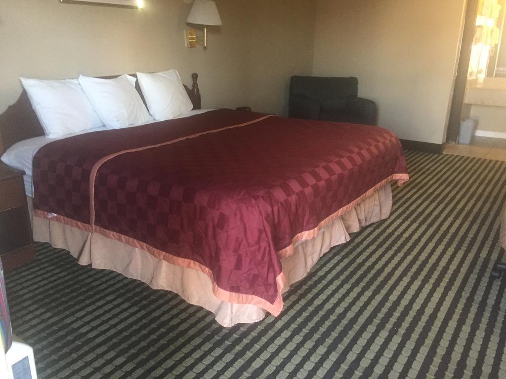 America'S Best Inn & Suites יוריקה מראה חיצוני תמונה